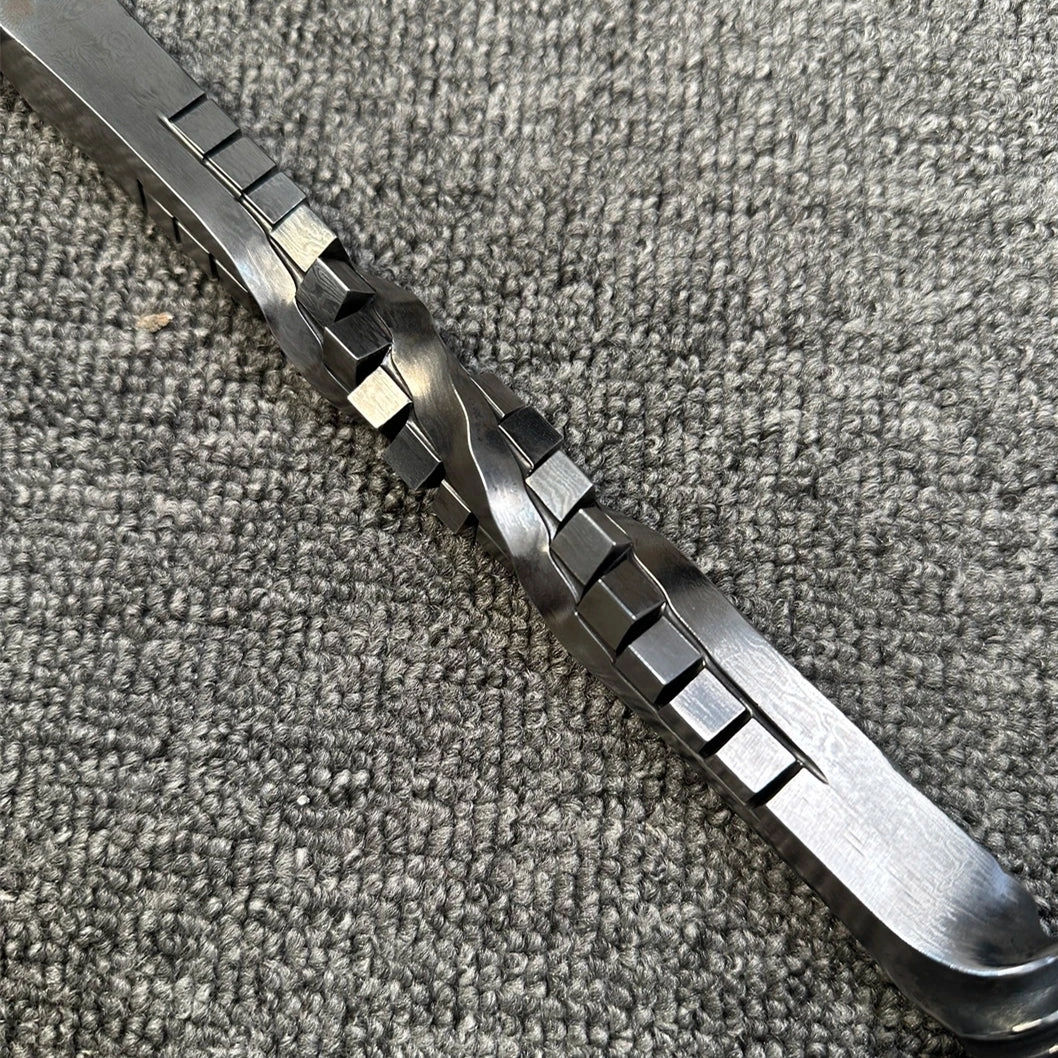 Armor-piercing cone spear