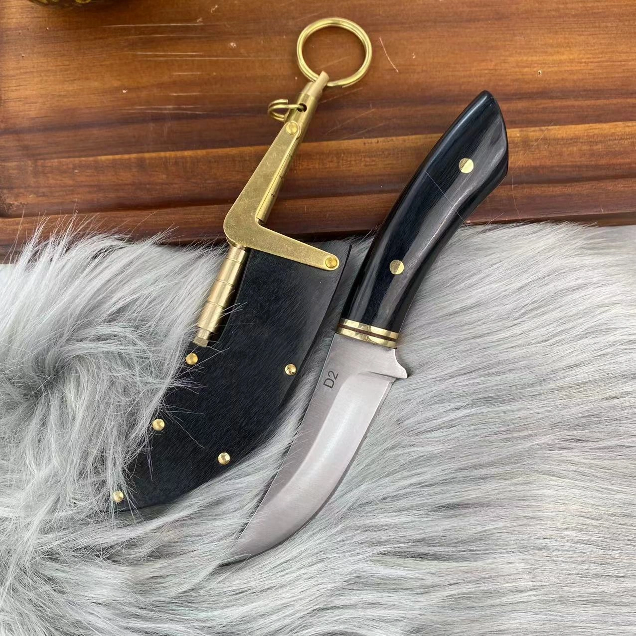 Fine handmade ornament collection knife