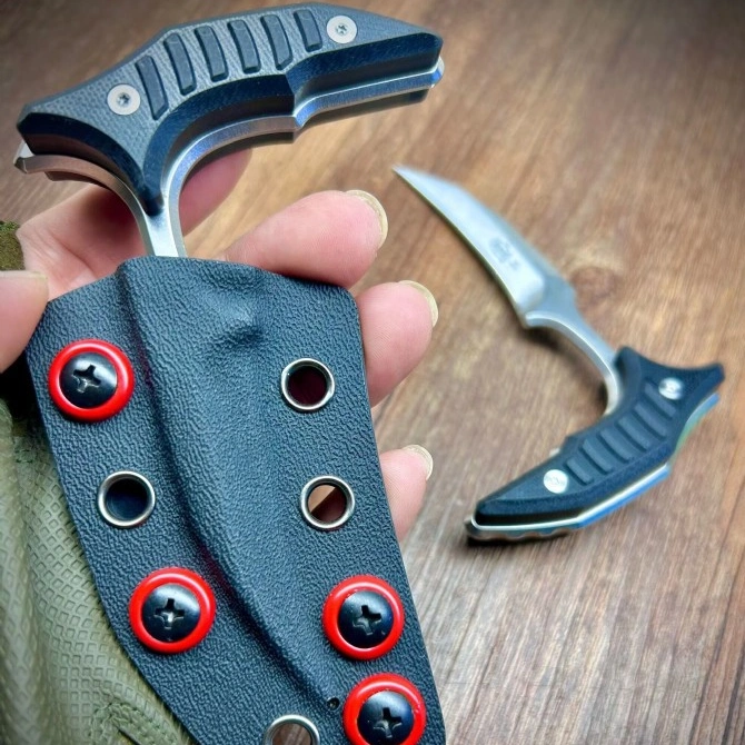 One-piece steel high hardness claw knife